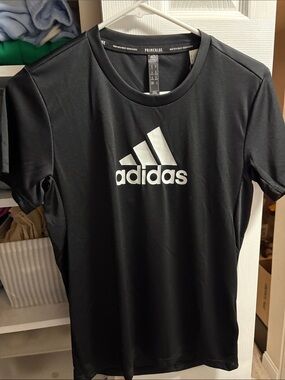 adidas Black Tee with White Trefoil-Style Logo